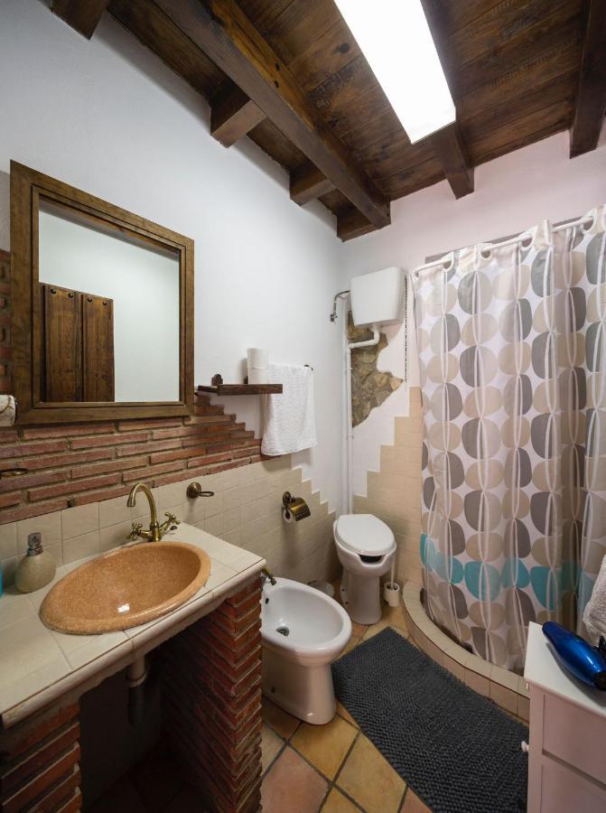 La Pedriza Del Serval Montefrío Zewnętrze zdjęcie